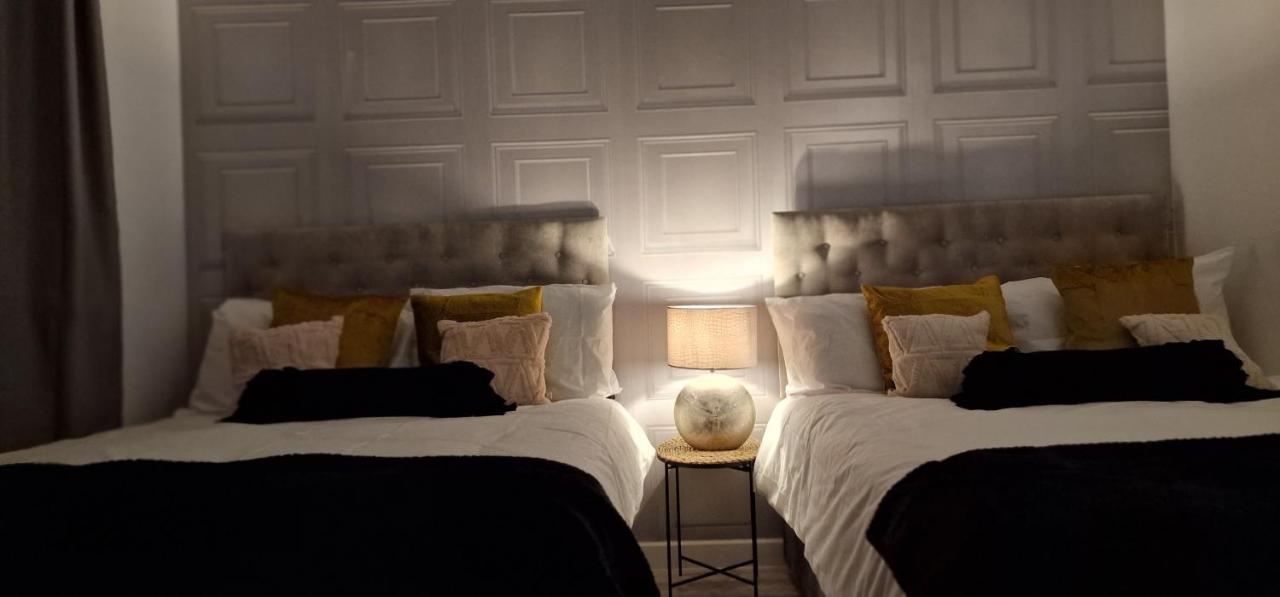 Shm Stays Leicester. Newly Renovated!! 15 Min Drive From City Centre, University. 9 Min Drive To Leicester City Stadium, 5 Min Drive To M1 & M69. 2 Min Walk To Bus Stop. 外观 照片
