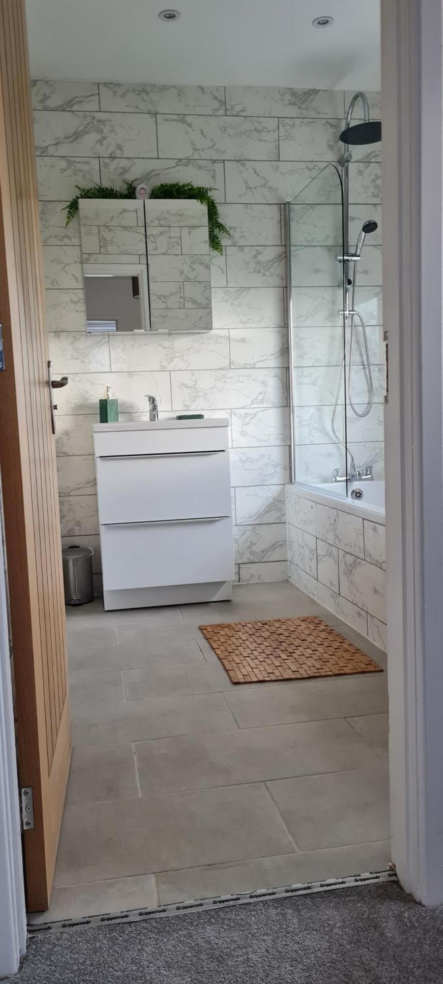 Shm Stays Leicester. Newly Renovated!! 15 Min Drive From City Centre, University. 9 Min Drive To Leicester City Stadium, 5 Min Drive To M1 & M69. 2 Min Walk To Bus Stop. 外观 照片